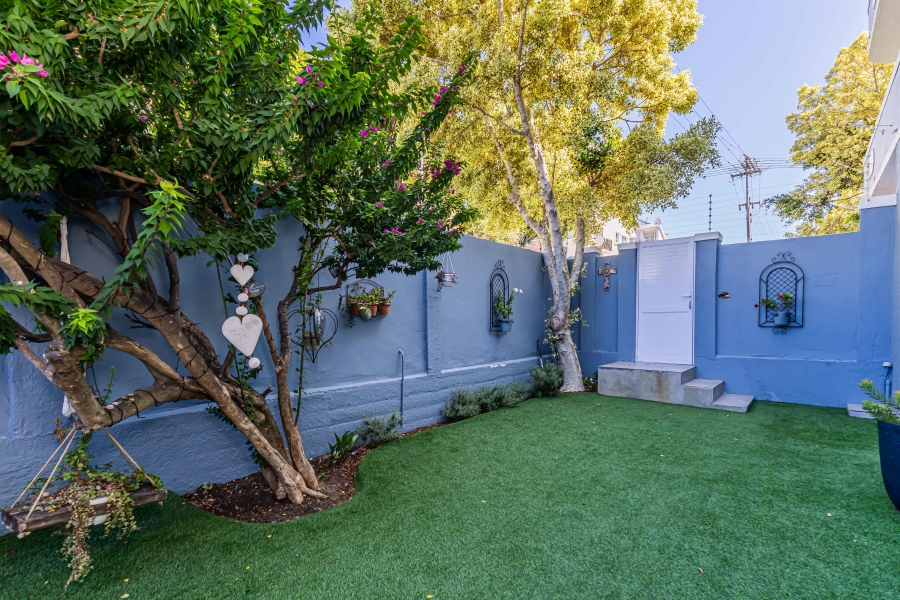 To Let 2 Bedroom Property for Rent in Sea Point Western Cape